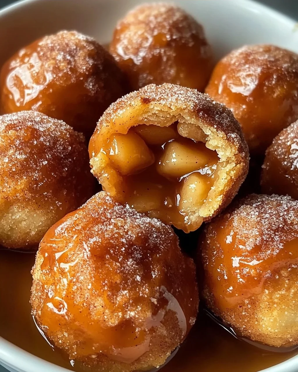 Mundwässernde Karamell Apfelkuchen Bombs
